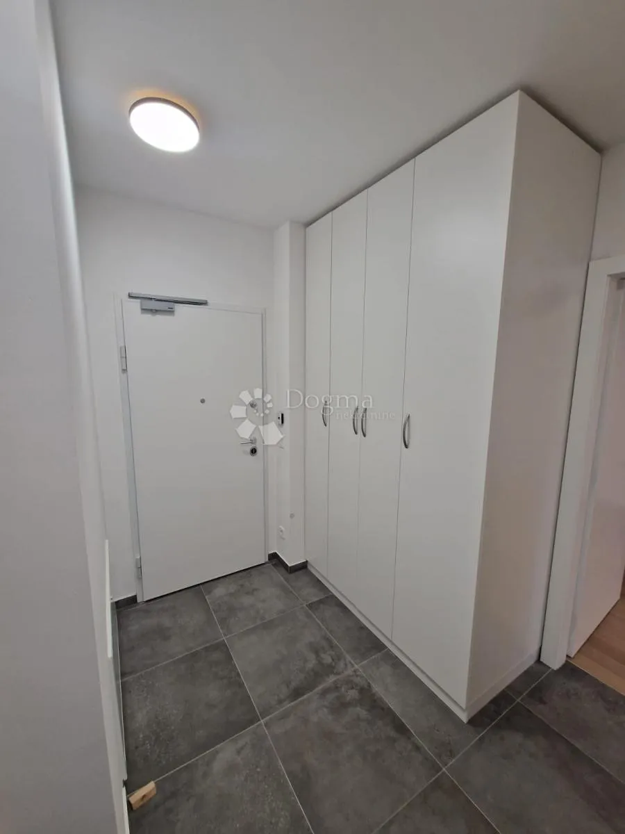 prekrasan 3s stan - prvo useljenje, novogradnja - slika 9