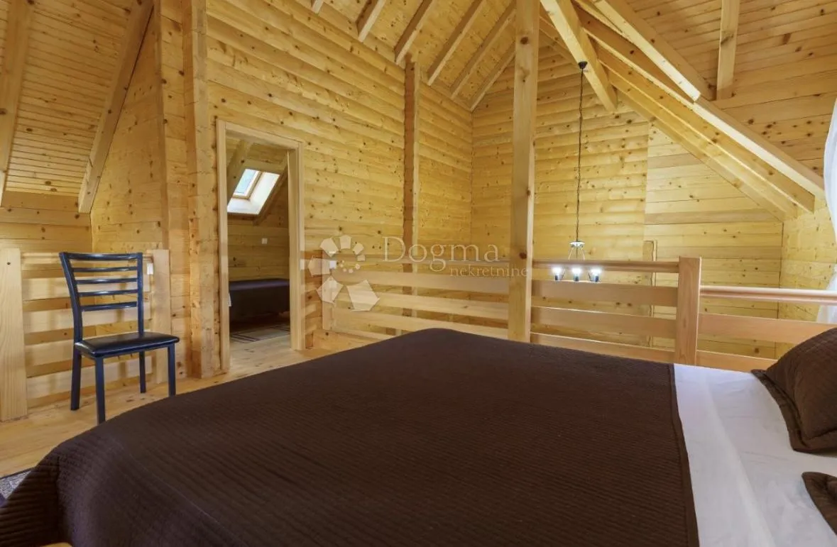 resort u srcu like nadomak plitvica - uhodan posao !!! - slika 47