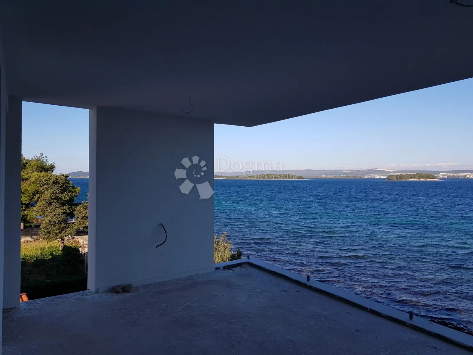 otok pašman , tkon , luksuzna vila 8 m od mora - slika 5