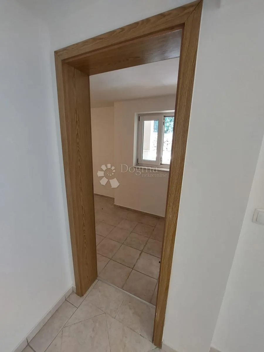 kraljevica, apartman sa vrtom - slika 3