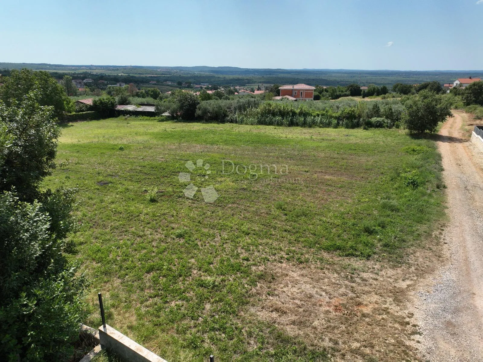 atraktivno građevinsko zemljište za vile ili stanove, 3.150 m² - slika 3