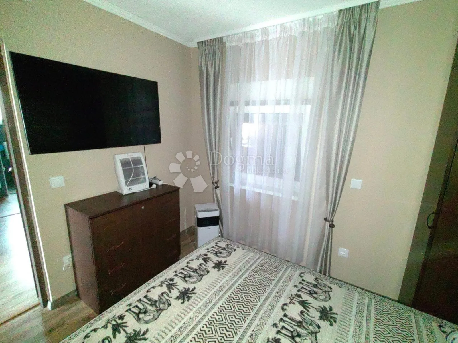 prodaje se apartman u prizemlju vir-straža - slika 21