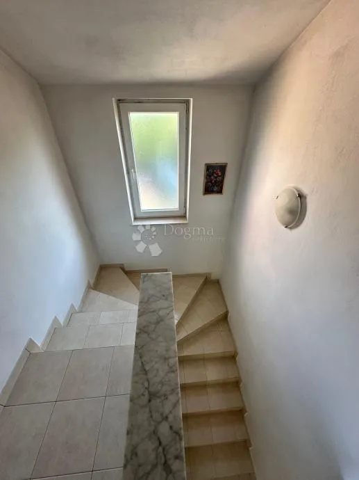 zadar, pridraga -100 m od mora - slika 3