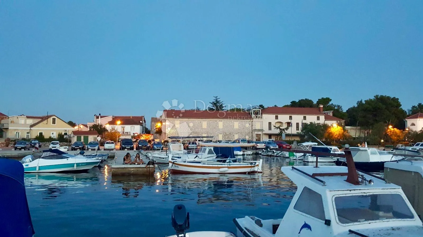 ekskluziv apartman zablaće prvi red do mora luksuz prilika - slika 32