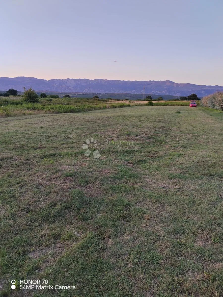 građevinsko zemljište sa pogledom na velebit - slika 2