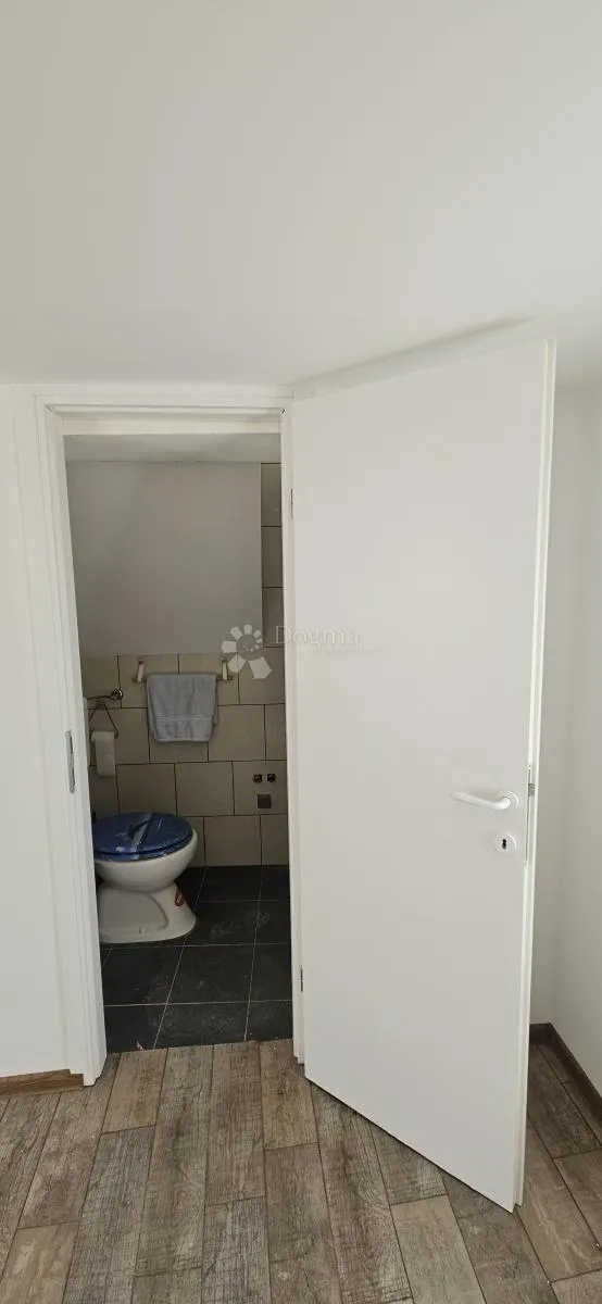 vaša oaza mira u istri-200 metara od mora! - slika 16