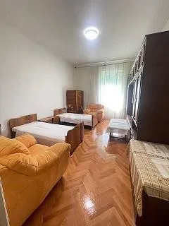 centar, šesterosobni stan idealan za investiciju - slika 4