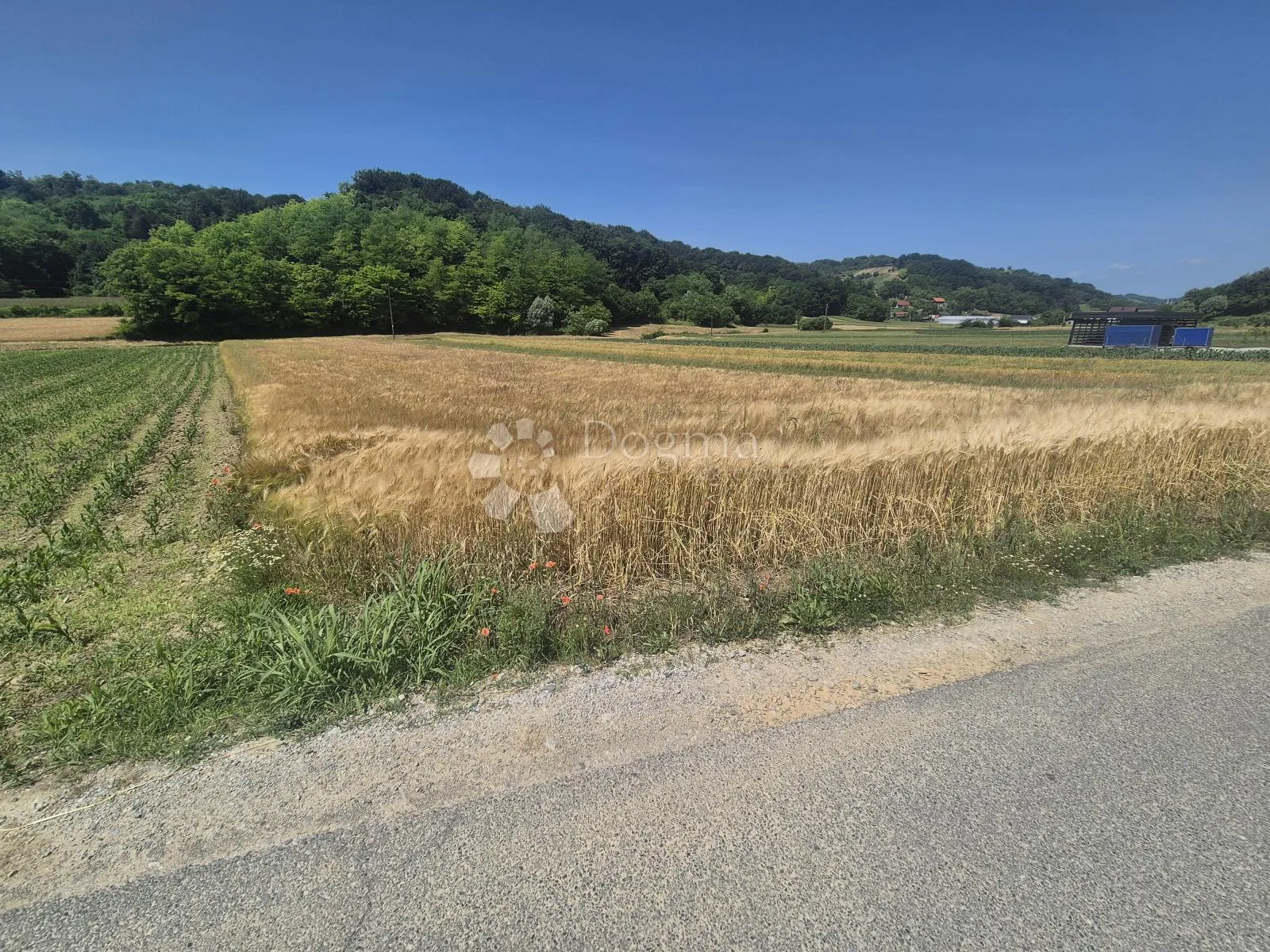 poljoprivredno zemljište 1.755m² nadomak sv. križa začretja! - slika 2