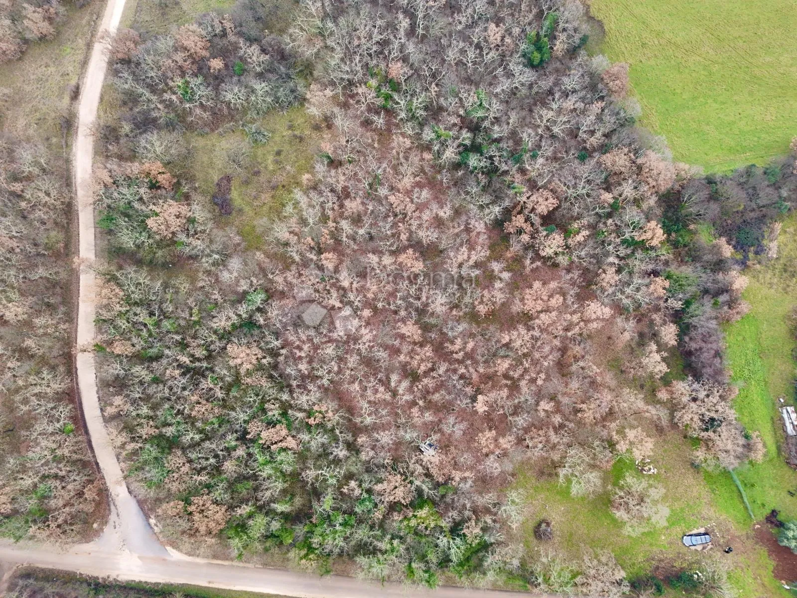 građevinsko zemljište 414m2 + poljoprivredno 1725m2 , u komadu - slika 10