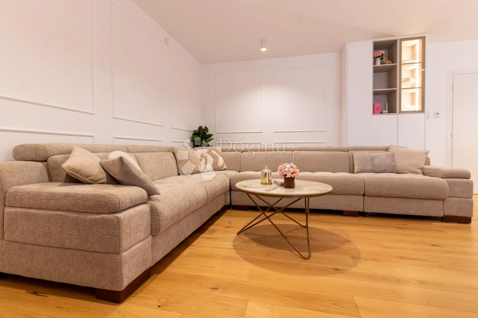 velika gorica, luksuzan 4-sobni stan + 2 parkinga, 109 m2 nkp - slika 6