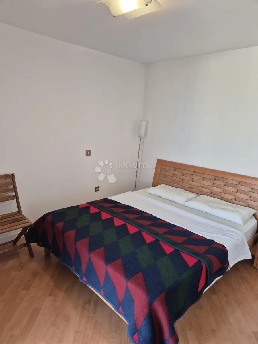 zambratija, stan sa dvije spavaće sobe - slika 14