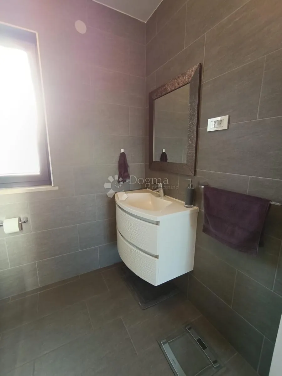 odličan stan/apartman sa 19 m2 terase - malinska - slika 19