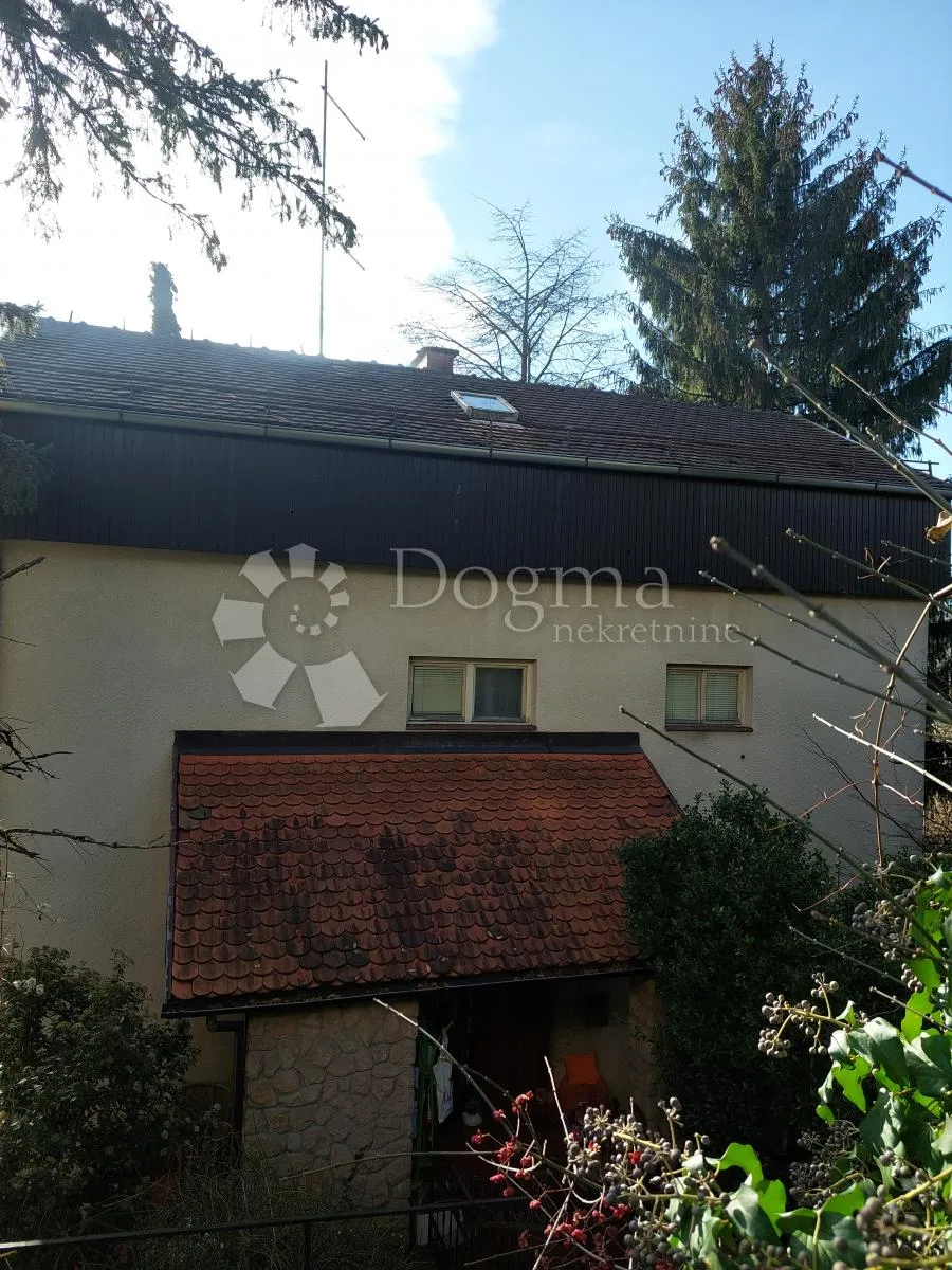 kuća sa velikim potencijalom - slika 31