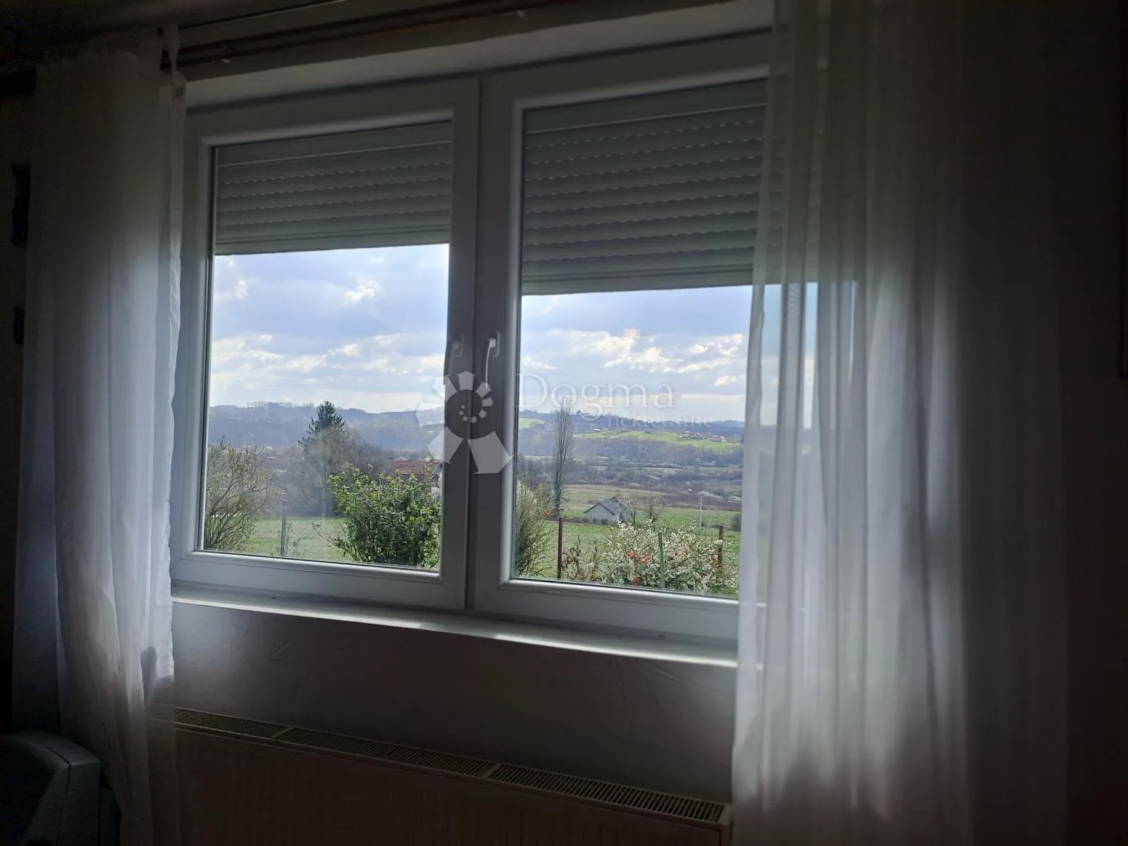 prekrasan pogled i okućnica - slika 6