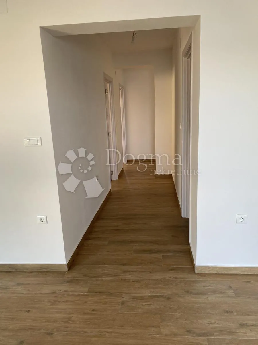 pašman - kuća u novogradnji prvi red do mora - slika 7