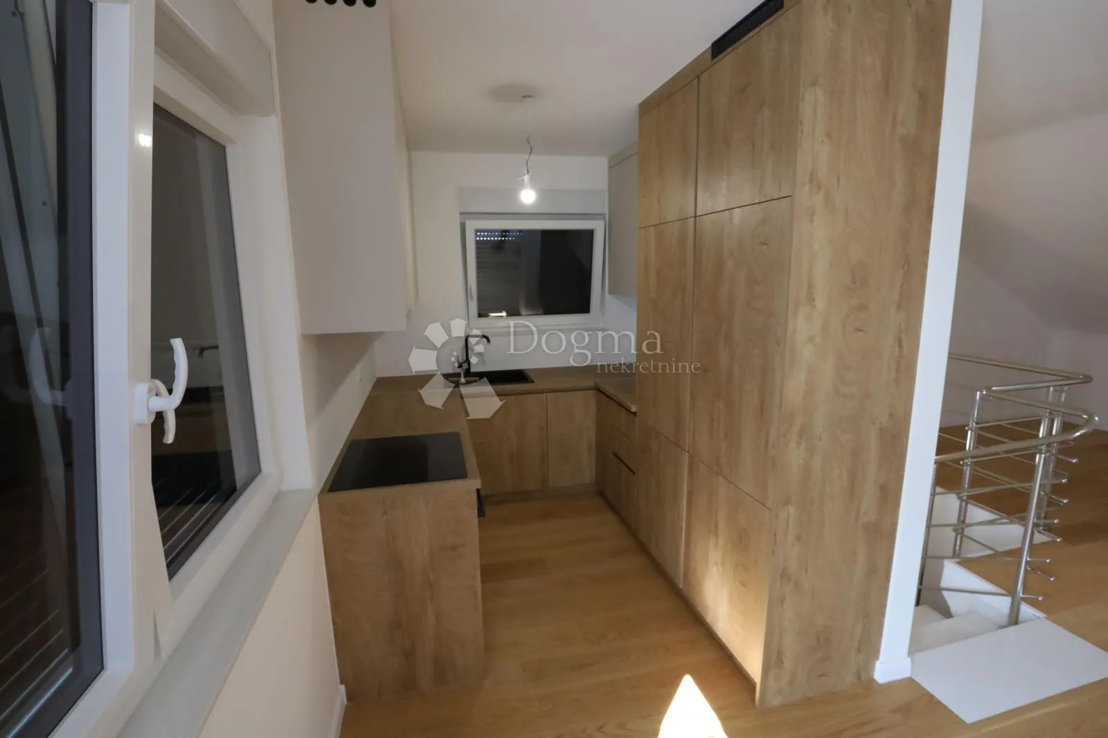 useljivi apartman kraj mora - slika 3