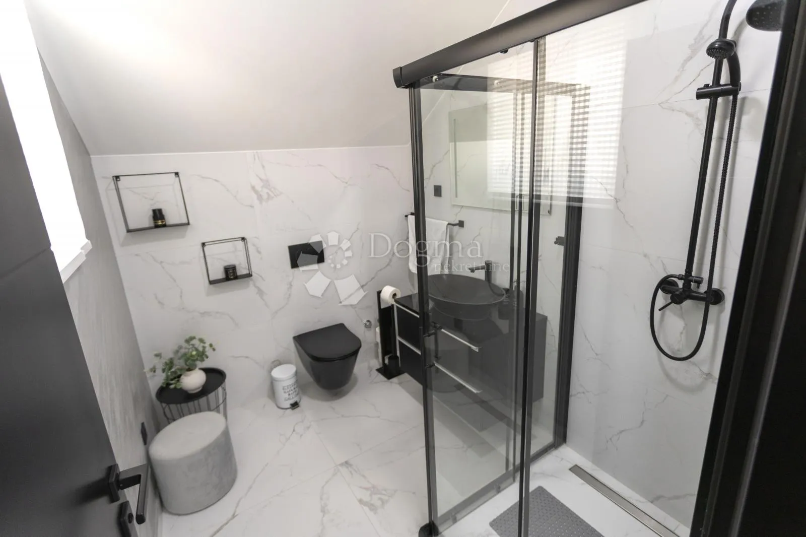 elegantna vila u srcu hrvatskog zagorja za odmor i uživanje - slika 122