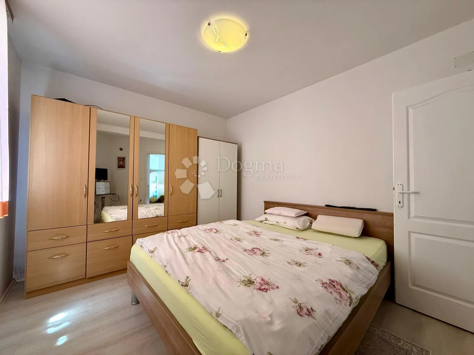 kuća s 3 apartmana i garažom blizu mora - fažana - slika 33