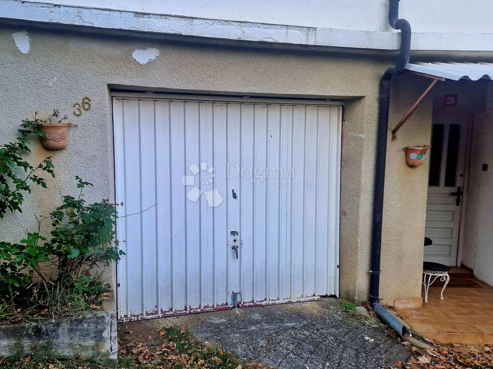 kuća sa dva stana u okolici lupoglava - slika 29