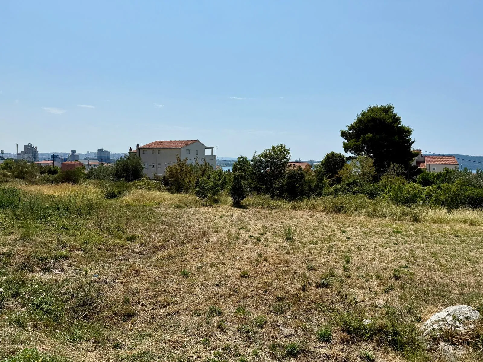 Građevinsko zemljište - TOP lokacija - Kaštel Sućurac - Kaštel Sućurac, Kaštela