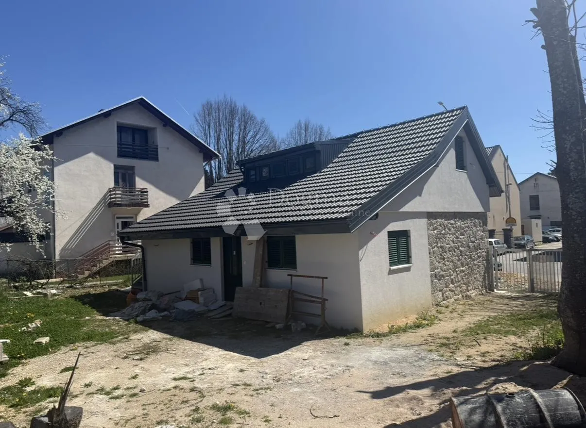 nova tradicionalne kvalitetne gradnje kuća centar grada - slika 2