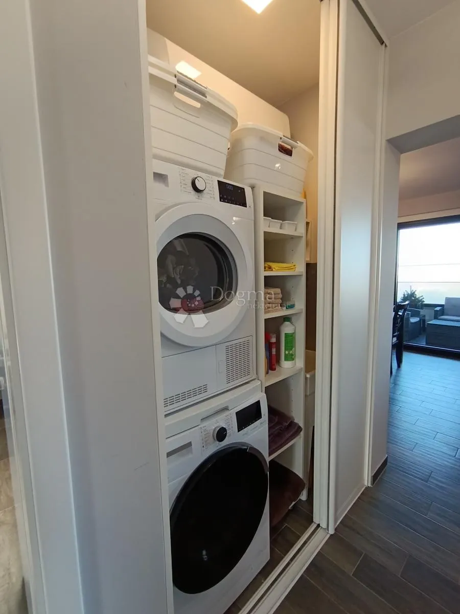 odličan stan/apartman sa 19 m2 terase - malinska - slika 22