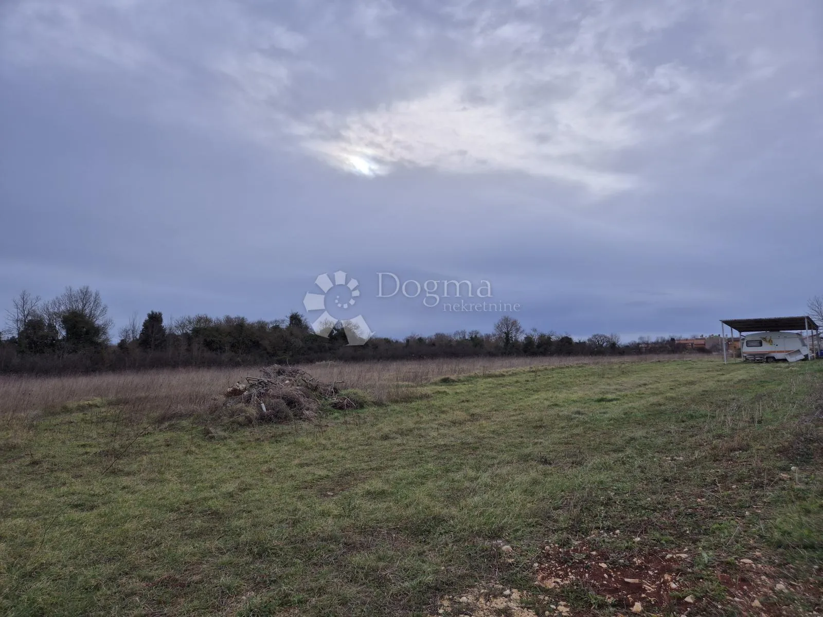 zemljište s panoramskim pogledom na učku - slika 2