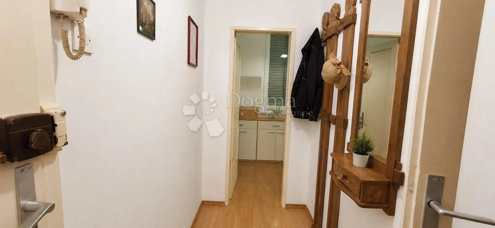 stan s vrtom, terasom i garsonijerom – rijeka - slika 8