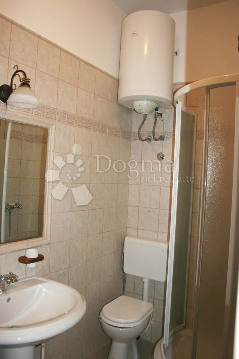 rovinj – luksuzni dvoetažni apartman blizu mora - slika 19