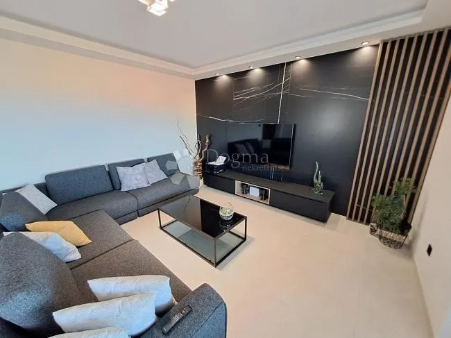 rijeka, hosti, panoramski pogled i 200 m² savršenog doma - slika 3