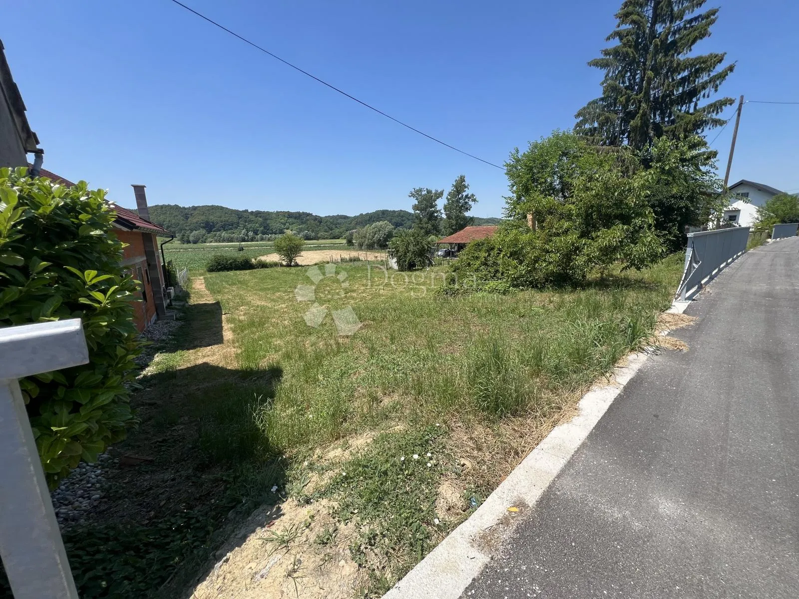 građevinsko zemljište s ruševinom 1.438 m2 - zlatar - slika 3