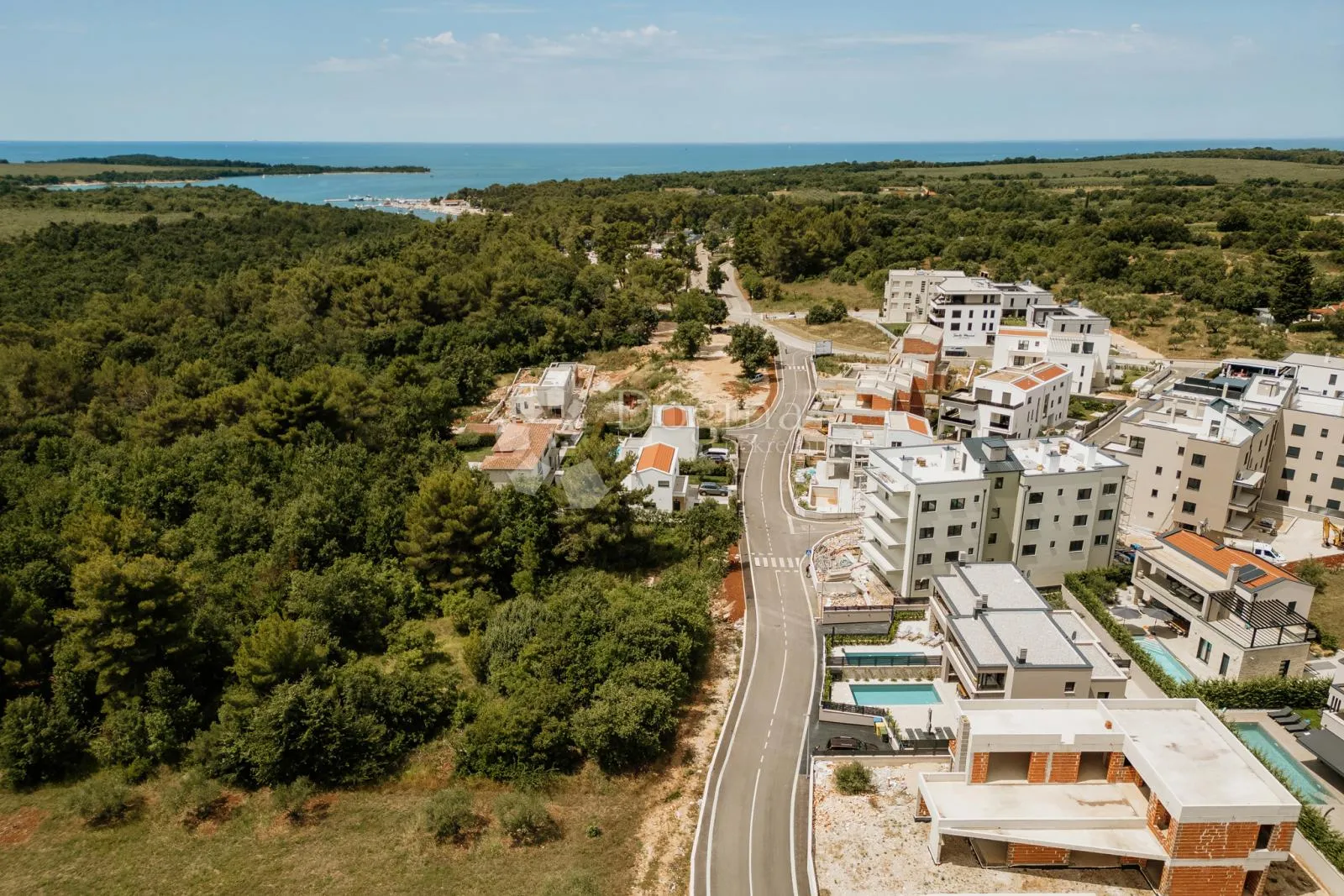 prekrasna vila 800 m od mora! - slika 107