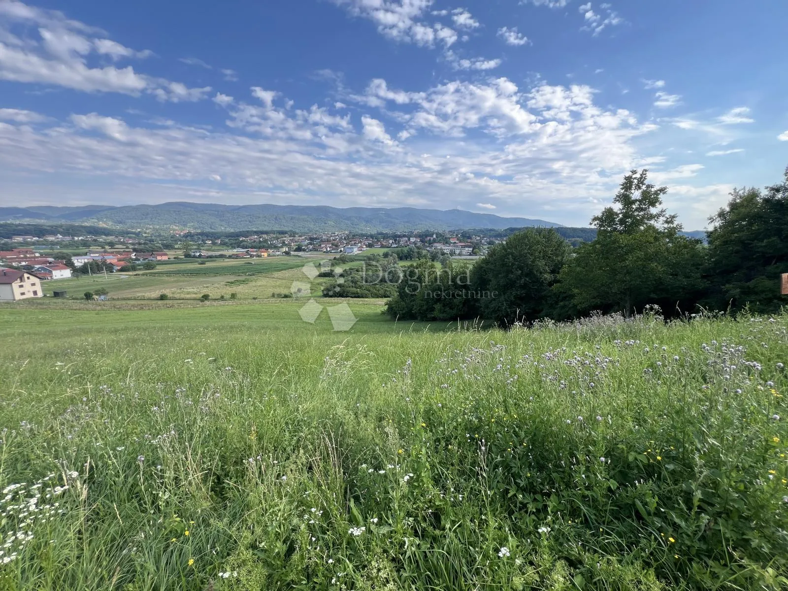 građevinsko zemljište s panoramskim pogledom - donja stubica - slika 2