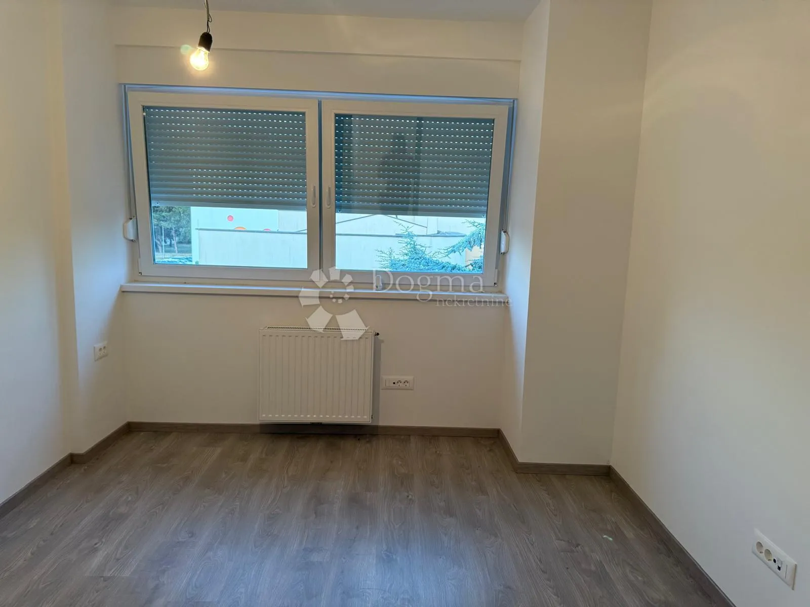 dvosobni stan s dvije loggie i hoby sobom - slika 5