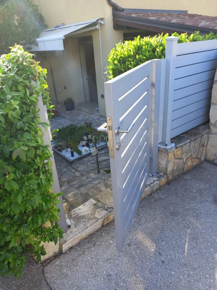banjole apartman sa prostranom terasom - slika 7