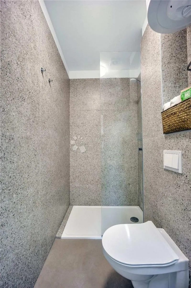 apartmanska kuća s 6 apartmana i uspješnim uhodanim poslovanjem - slika 7
