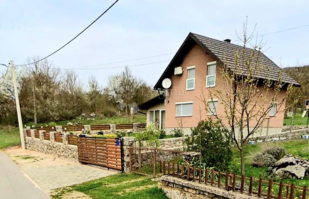 odlična kuća u otočcu - slika 13