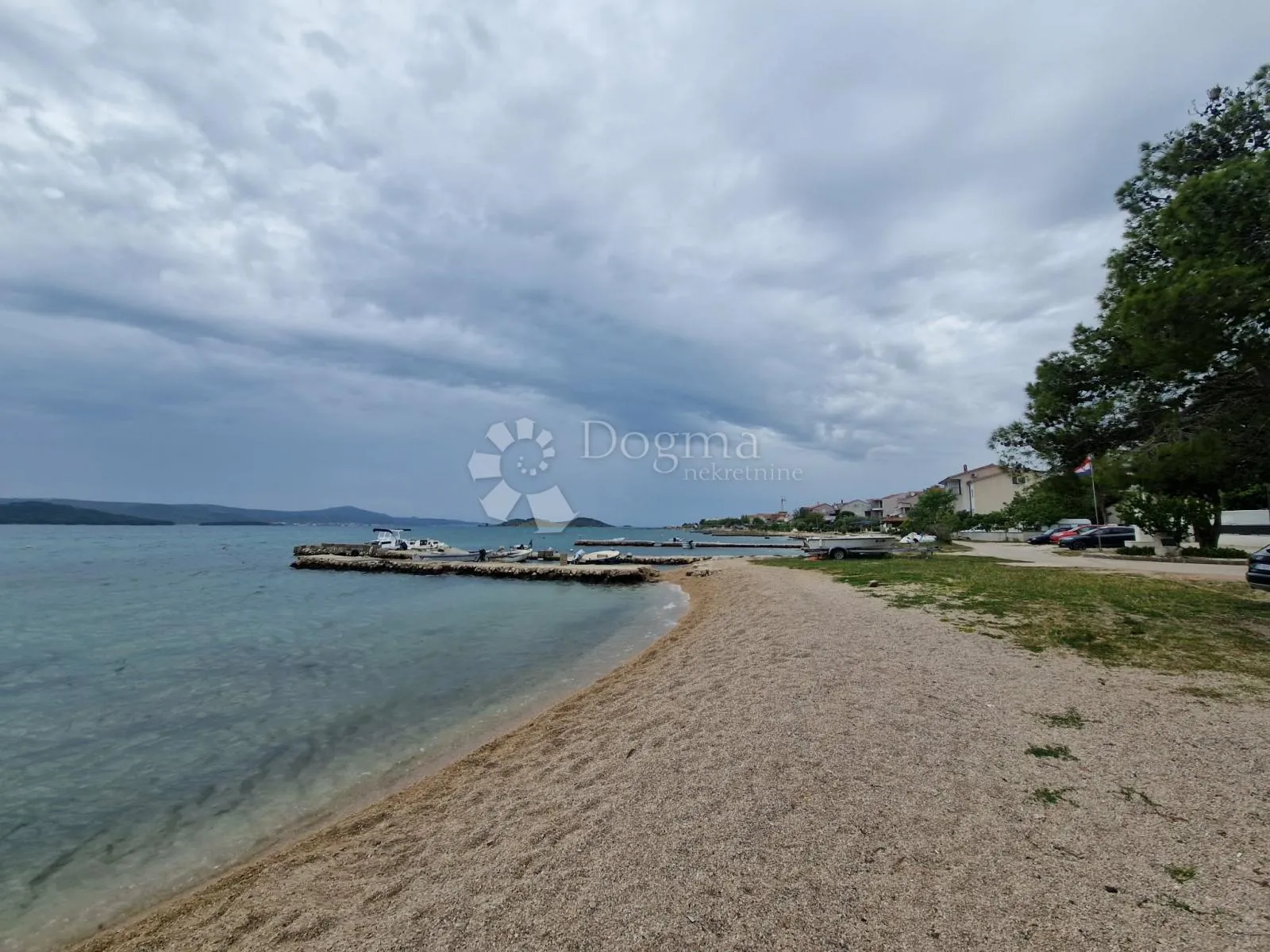 biograd/turanj - građevinsko zemljište 728 m2 - slika 19