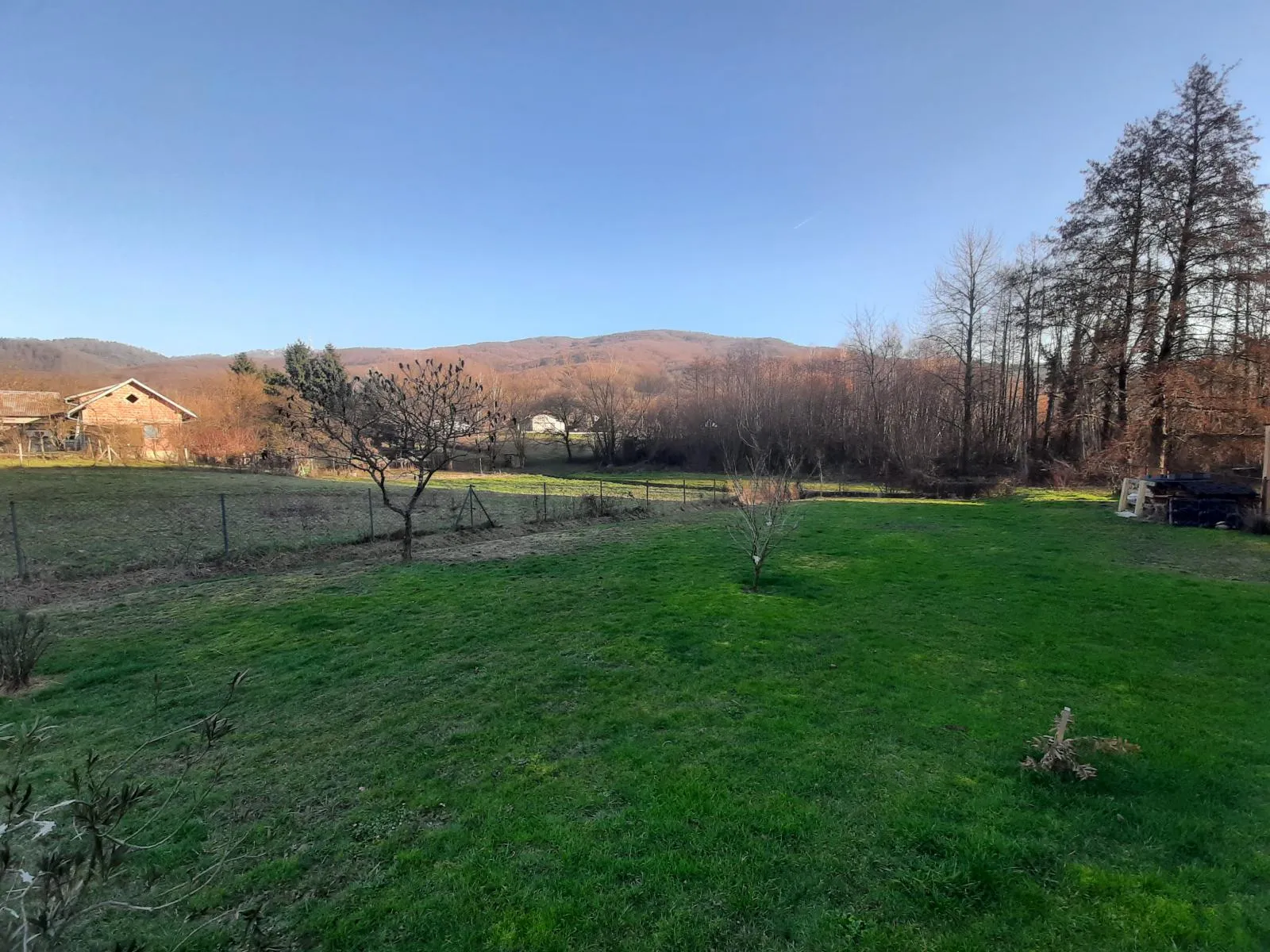 kuća uz park prirode medvednica – 650 m² mira i zelenila - slika 3