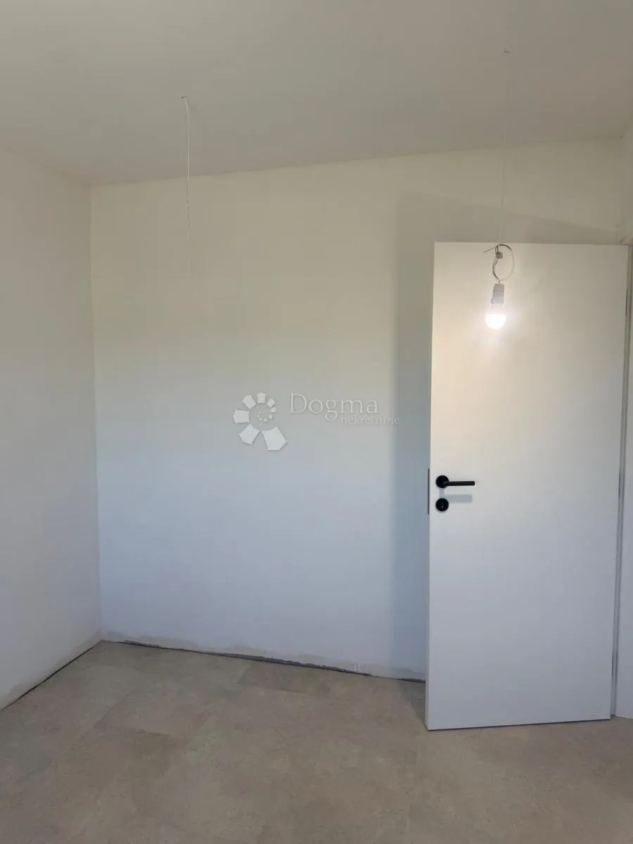 prostrani apartman sa otvorenim pogledom na more - slika 5
