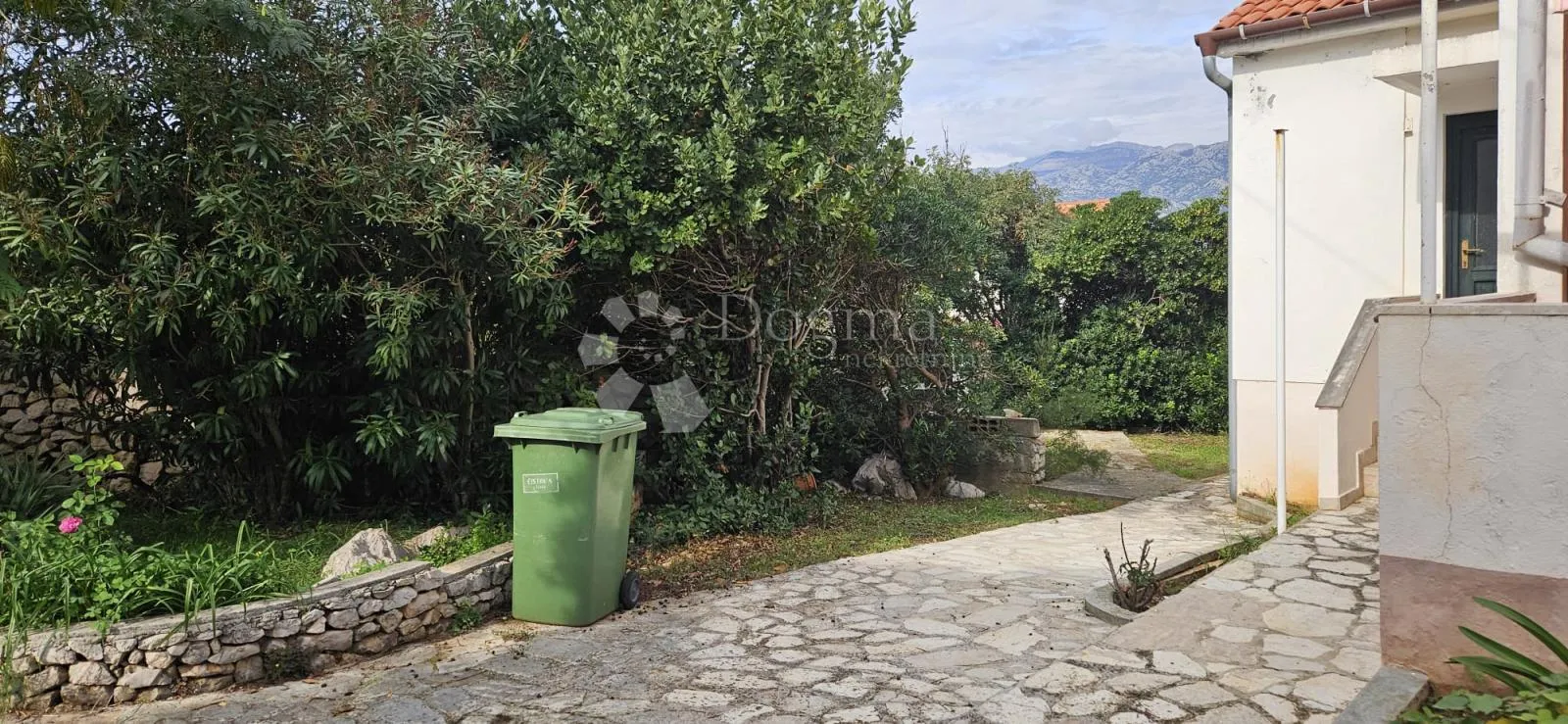 vinjerac, kuća s velikom okućnicom - slika 15