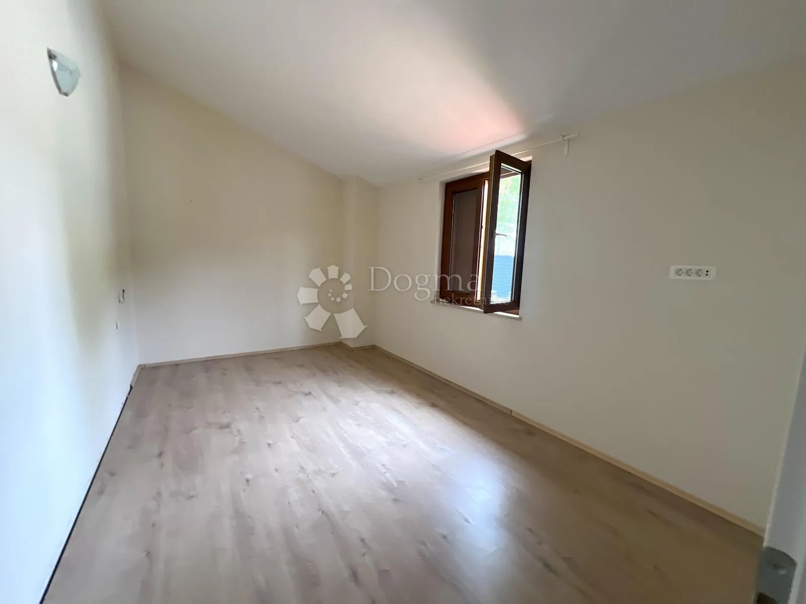 okolica poreča, kamena vila za odmor, pogled more - slika 9