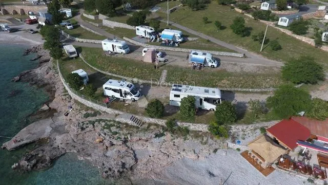 na prodaju - teren u turističkom kampu, prvi red do mora - sibinj (senj) - slika 3