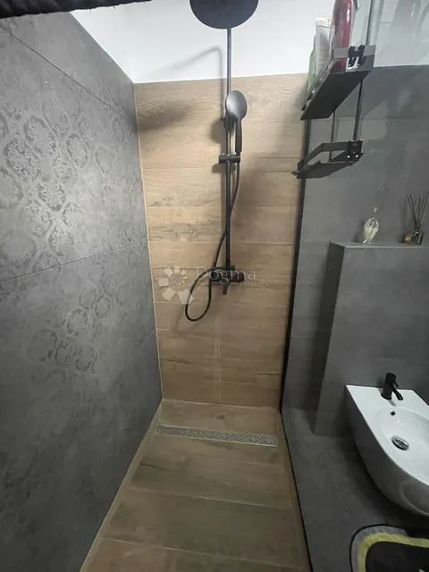 ravna gora, kuća s 4.500m2 okućnice - slika 32