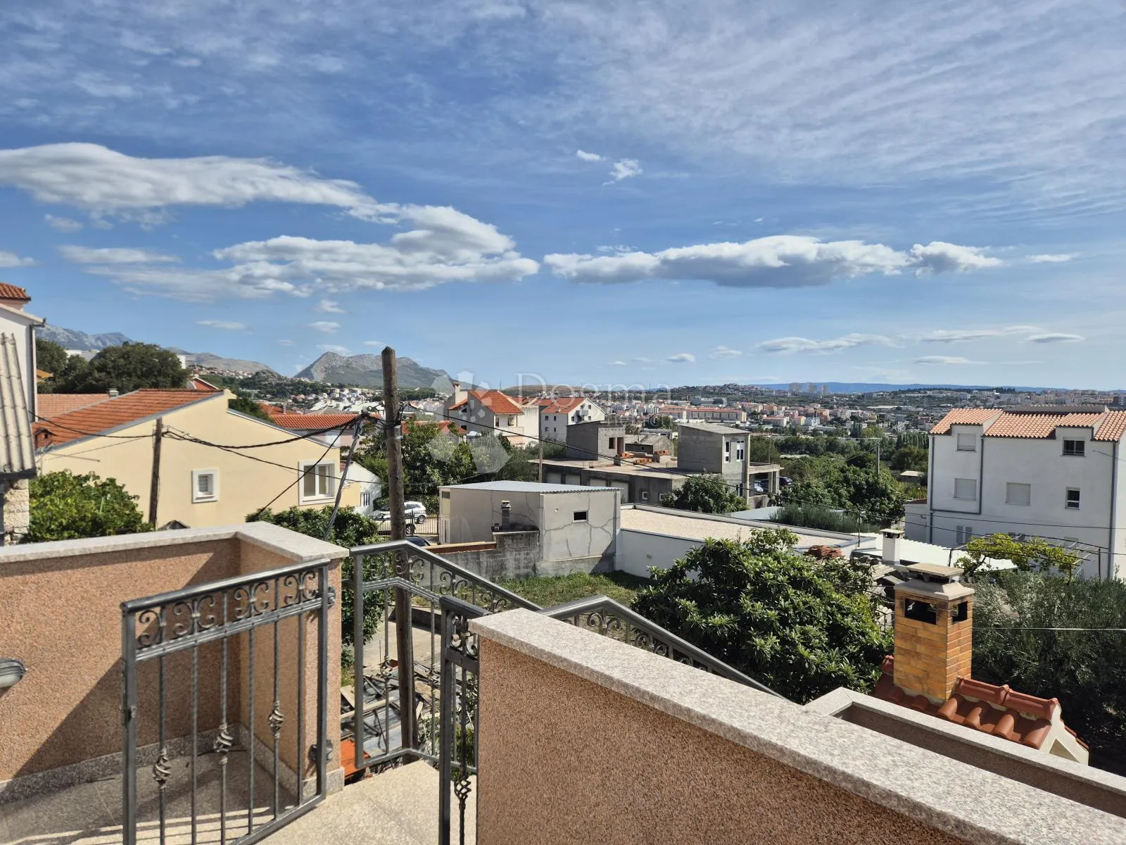 kuća: solin, 300m2 - slika 9