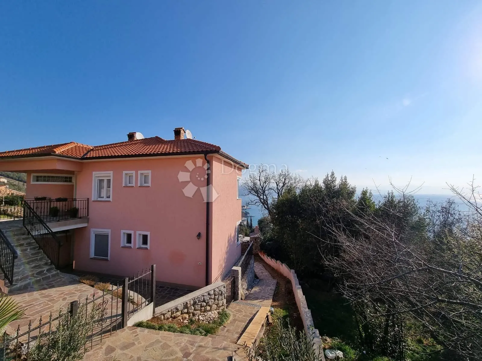trosoban stan s vrtom i panoramskim pogledom na more - slika 16
