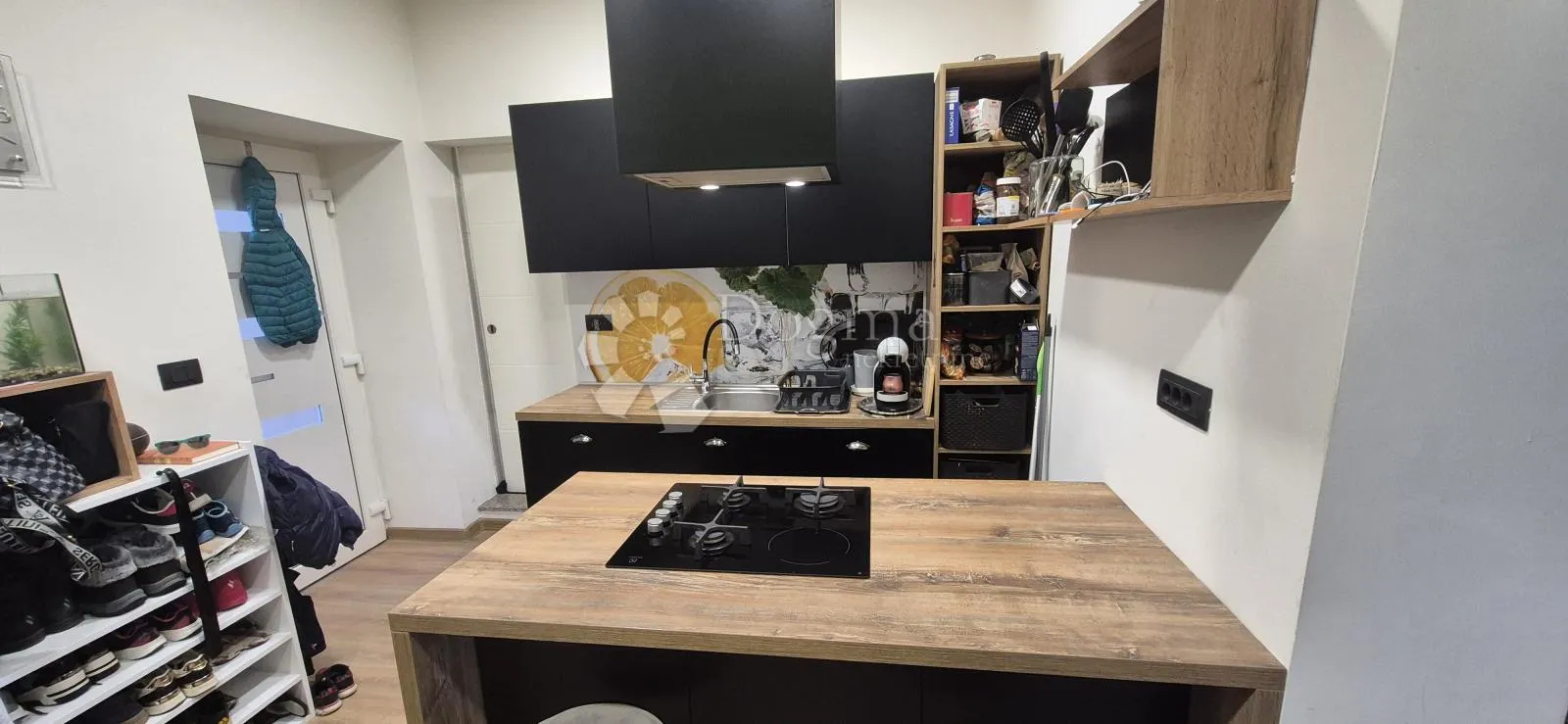 stan 40,82 m2 300 m od mora - slika 4
