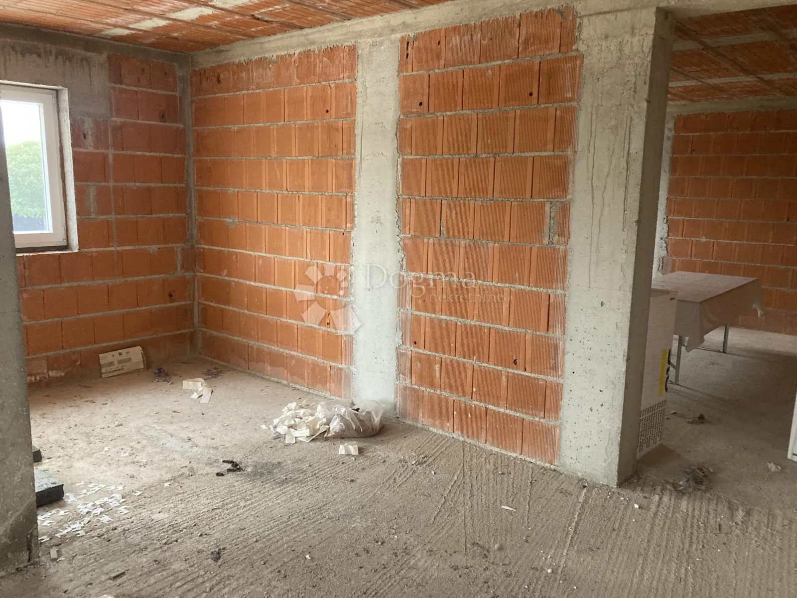 lozovac – prostor za najam – 120m², mogućnost prilagodbe prema namjeni - slika 10
