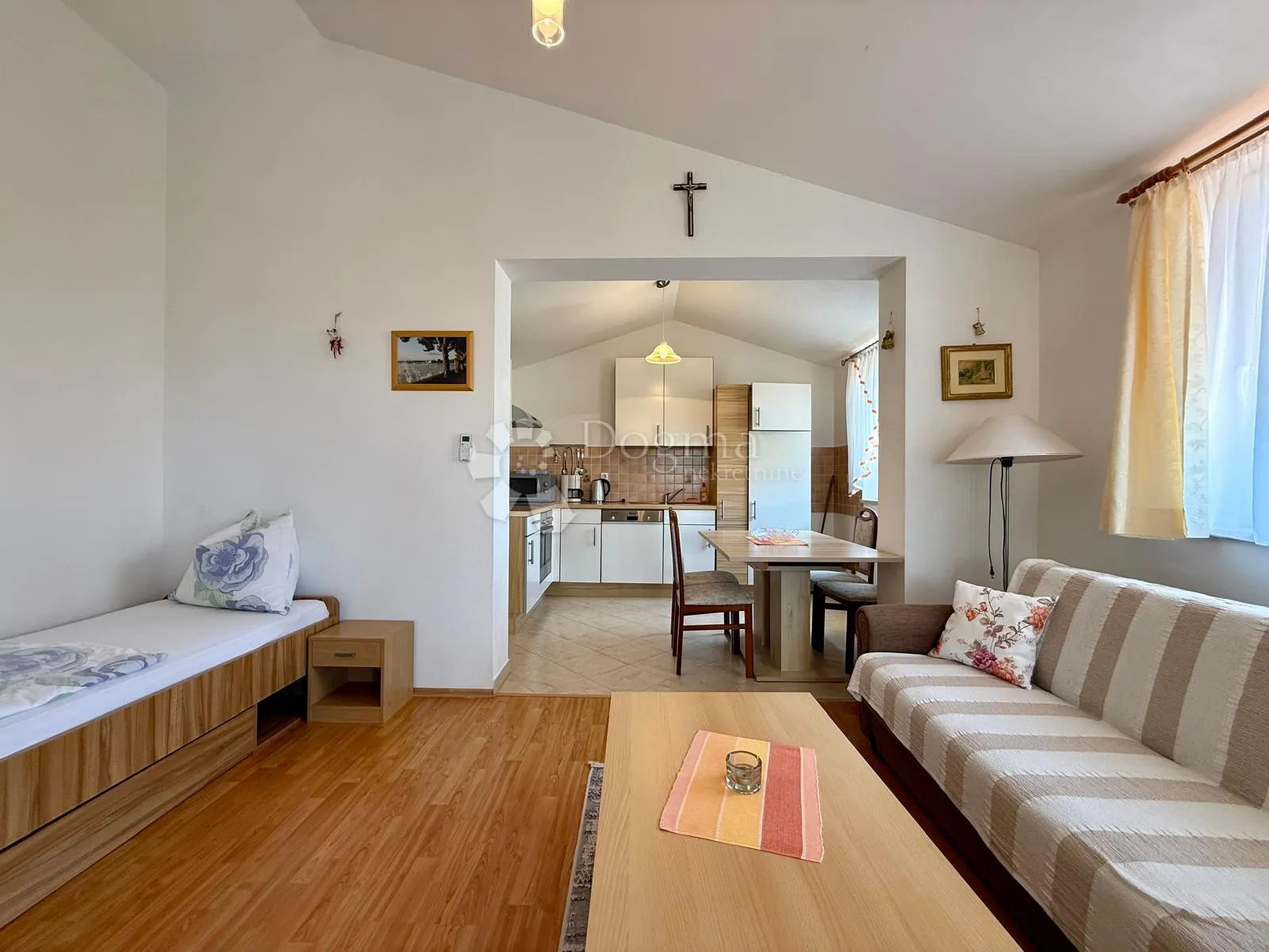 kuća s 3 apartmana i garažom blizu mora - fažana - slika 9