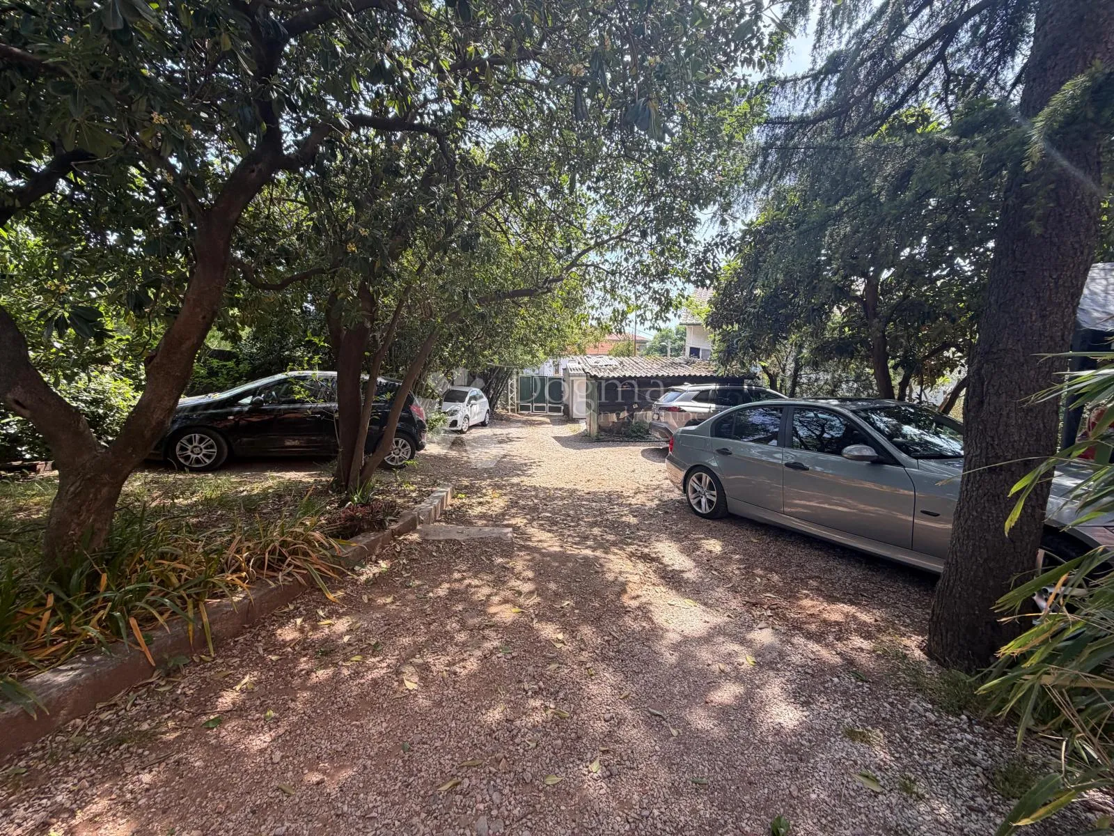 banderovo – veliki stan s vrtom, parkingom i pogledom - slika 9